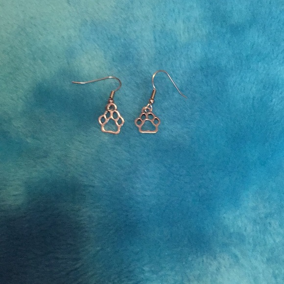 Paw Print Earrings - Picture 1 of 1